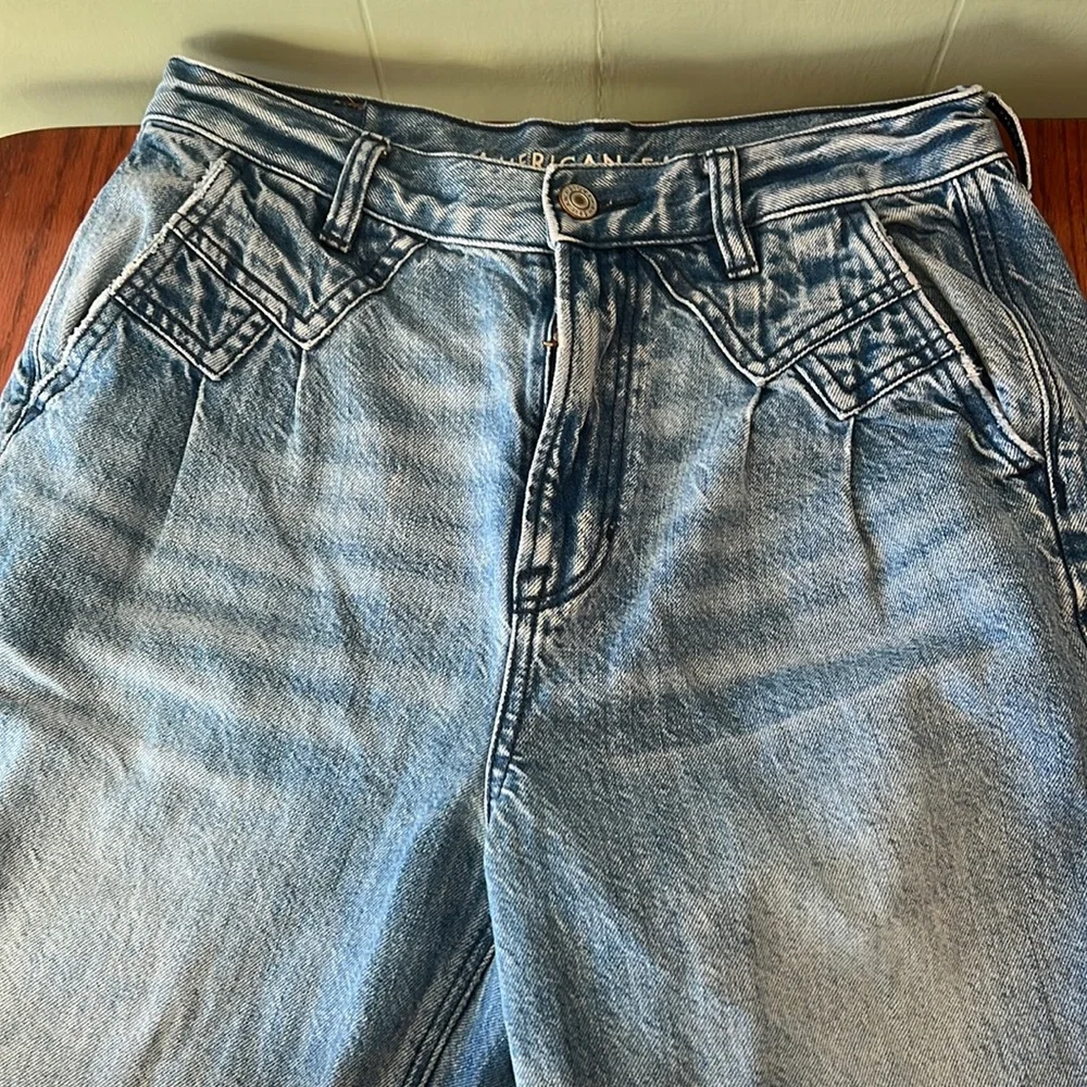 American eagle size 4 mom Jean - Picture 2 of 7